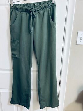 Healing hans scrubs Dark  Green Drawstring XS- Petite